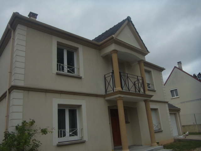 Travaux porte facade à Sainte Geneviève des Bois en Essonne