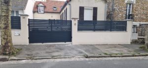 Clôture extérieure rénovée par Artech Habitat